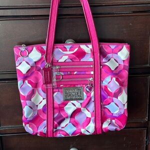 Coach Poppy Y2K Pink & Purple Kaleidoscope pattern scarf print Tote, 2009, RARE